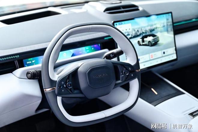 星纪魅族FlymeAuto上车领克纯电旗舰轿车Z10打造智能座舱新体验(图4)