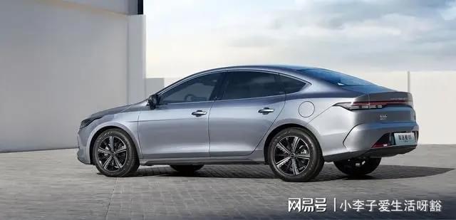 血洗十万级家轿市场荣耀版双雄推至798万元起售谁跟？(图3)
