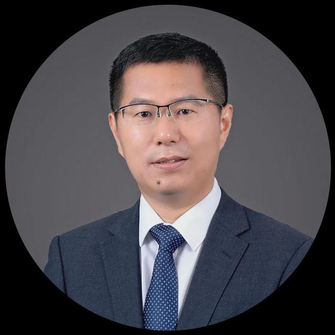 邬胜：城商行打造AI中台核心引擎的路径及价值(图1)