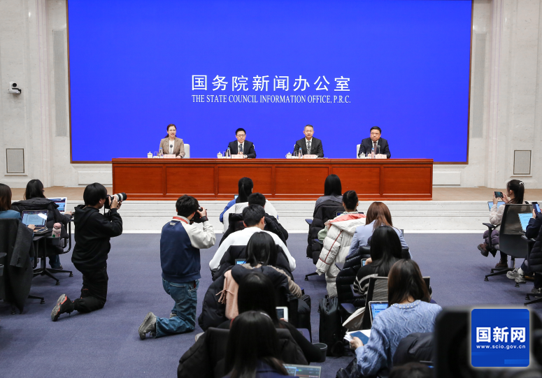 国务院新闻办“中国经济高质量发展成效”系列发布会：介绍财政高质量发展成效