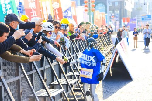 2025年甬马完美收官！从赛道到家庭奥克斯空调“跑”进千家万户(图4)