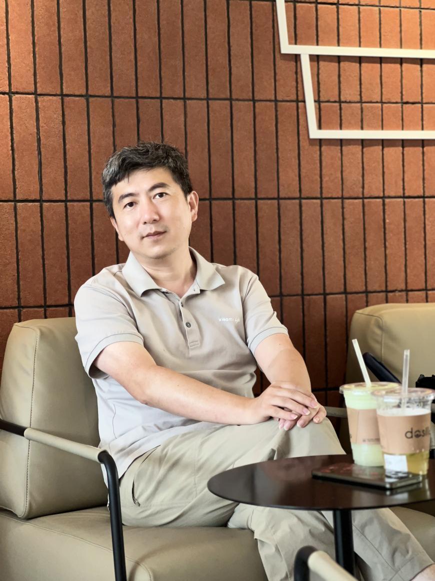 【】胡安：教技术更传温情带学生用AI为乡村记忆“存档”丨教师节之AI老师(图2)