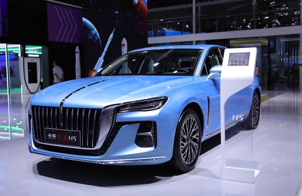 全新红旗H52024款成都车展正式上市：新增15THEV智联旗韵版加配不加价