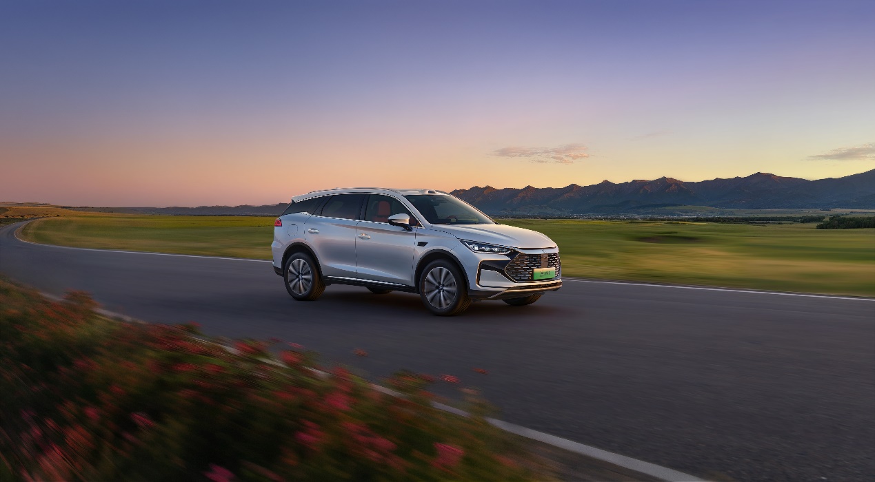 一车全能家用首选！唐DM-i智驾版175KM长续航版上市售价1798万起(图4)