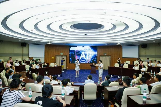 从神话到现实浙大专家带来精彩AI通识课——带你穿越人工智能百年风云找到开启未来的密钥(图3)