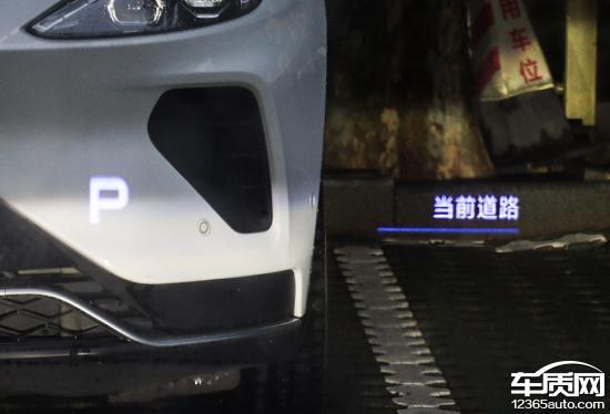 智能车机评测：小鹏P7四驱高性能版(图1)