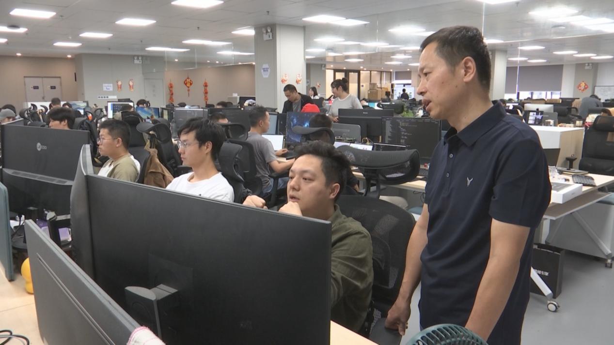 这五年•自主创新｜开往“智造”的新“岚图”(图6)