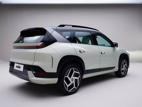 合资新能源“潜力股”北京现代EO羿欧上市售1198万起(图4)