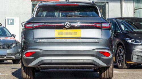 限时钜惠！大众ID4X纯电动车价格1399万起兼顾操控质量(图3)