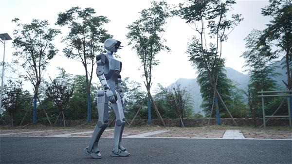 主流人形机器人大PK户外工业场景首选云深处DR02(图3)