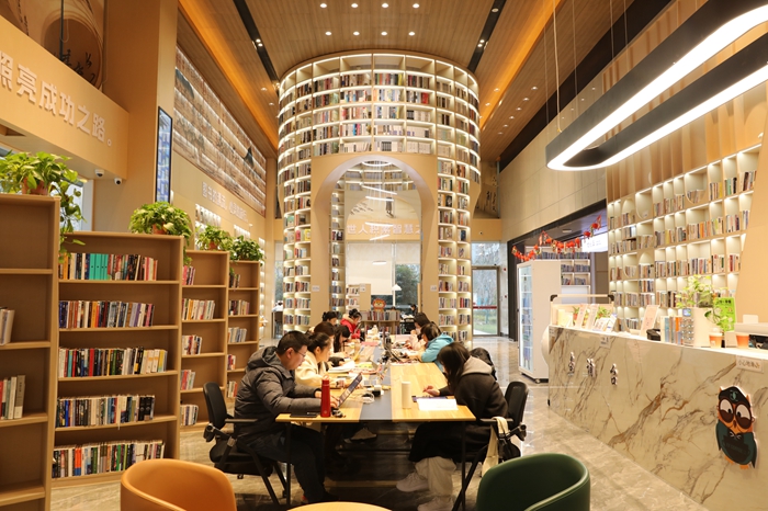 阅见“书香泉城”科技赋能“二安”文化济南这座智慧书房让文化“活”起来_泉城新闻_大众网(图1)