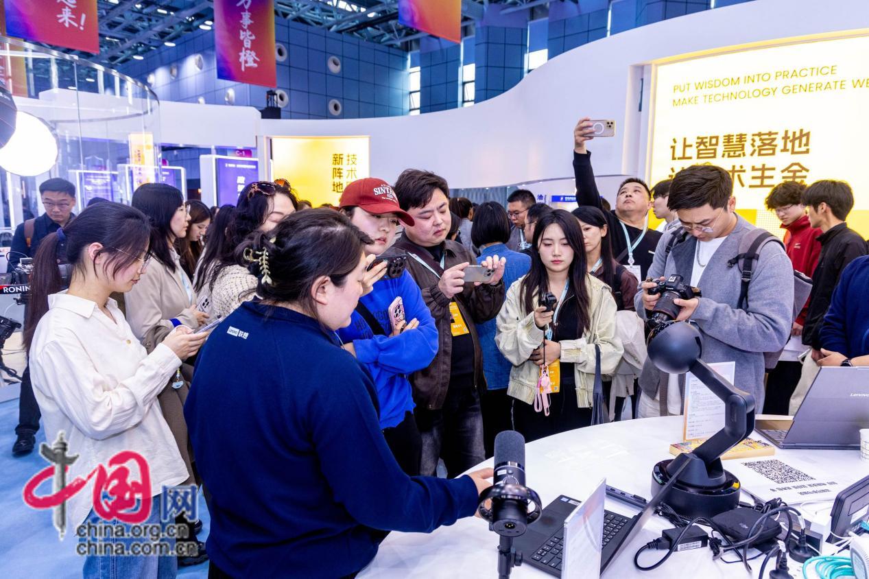 在橙果铺子科创与产业“握手”(图3)