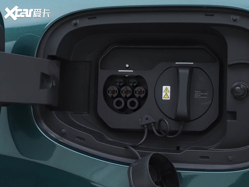 纯电续航最大430km支持33kW对外放电五菱缤果Pro预售(图11)