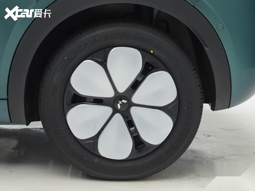 纯电续航最大430km支持33kW对外放电五菱缤果Pro预售(图12)