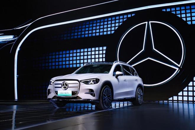 2026北京车展｜奔驰携全新纯电GLCSUV、新一代S级等传奇车型亮相(图4)