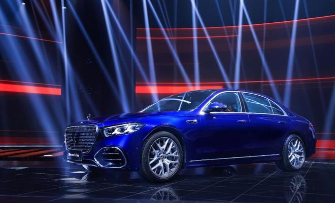 2026北京车展｜奔驰携全新纯电GLCSUV、新一代S级等传奇车型亮相(图8)